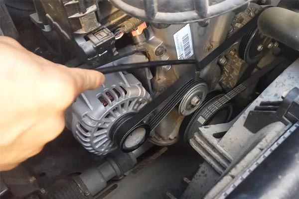 龙南转速传感器的工作原理是什么？